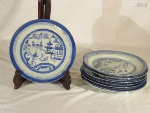 EIGHT OF CHINESE ANTIQUE BLUE AND WHITE PLATES