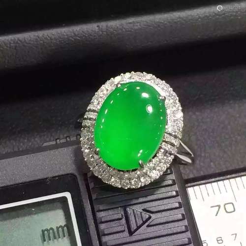 GIA Certified 18K Gold Diamond Green Jadeite Ring