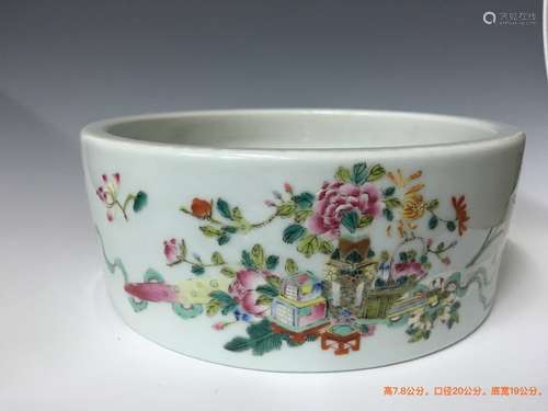 Chinese Famille Rose Porcelain Bowl