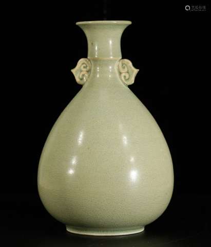 Chinese Famille Rose Porcelain Vase