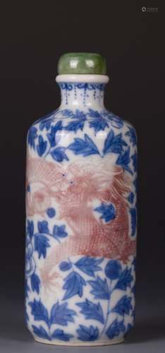 CHINESE BLUE WHITE IRON RED DRAGON SNUFF BOTTLE