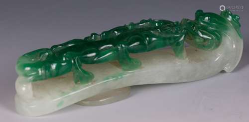 CHINESE JADEITE PEKING GLASS DRAGON BELT HOOK