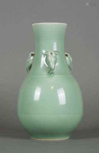 CHINESE CELADON GLAZED THREE SHEEP VASE