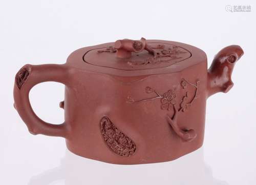 Late Qing Dynasty Chinese Yixing Zisha Teapot