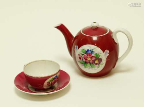 Russian Gardner Teapot & Cup & Saucer