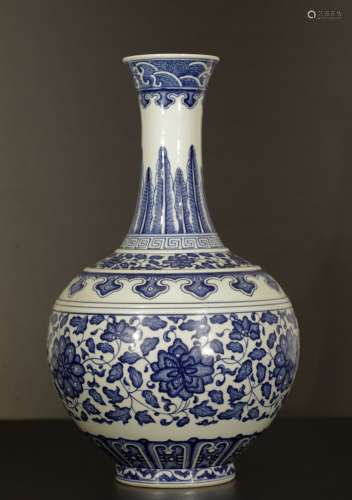 Chinese Blue/White Long Neck Round Vase