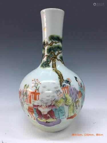 Chinese Famille Rose Porcelain Vase