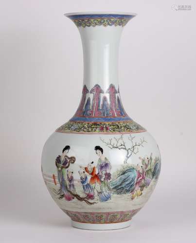 Chinese Famille Rose Porcelain Vase