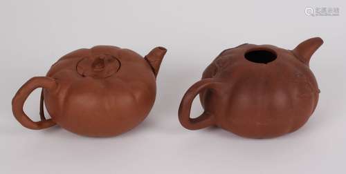 2 Pieces of 20th C. Chinese Yixing Zisha Teapot