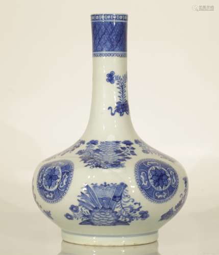 18th C. Chinese Blue/White Porcelain Vase