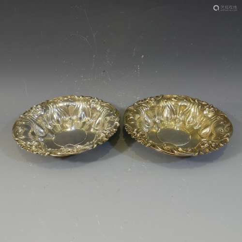 PAIR OF STERLING SILVER DISHES - 188 GRAMS