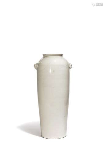 A LARGE CHINESE BLANC DE CHINE VASE