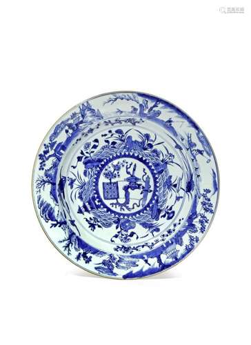 A LARGE CHINESE BLUE AND WHITE DISH