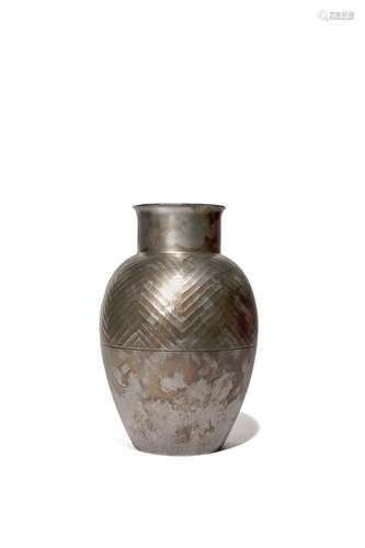 A JAPANESE UCHIDASHI SILVER VASE