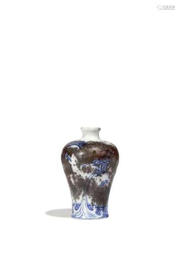 A CHINESE UNDERGLAZE BLUE AND COPPER-RED MINIATURE VASE