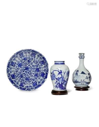 TWO CHINESE BLUE AND WHITE VASES AND A DISH