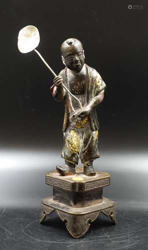 CHINESE QING DYNASTY BRONZE FIGURE OF BOY