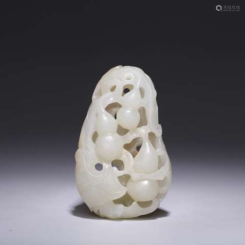 CHINESE WHITE JADE GOURD PENDANT