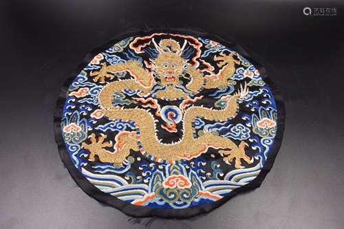 CHINESE QING DYNASTY DRAGON EMBROIDERY PANEL