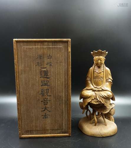 CHINESE TANXIANG WOOD FIGURE OF GUANYIN