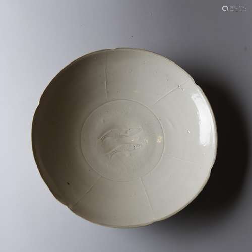 CHINESE JIN DYNASTY DING WARE PLATE