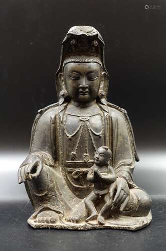 CHINESE MING DYNASTY FIGURE OF GUANYIN