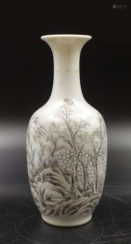 CHINESE PAINTED PORCELAIN VASE, SNOW SCENE