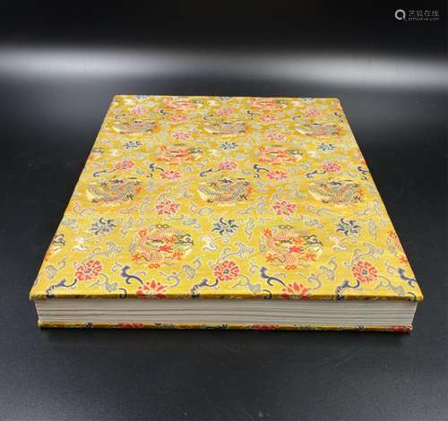 CHINESE QING DYNASTY 16 PAGES BOOKLET WITH STICHES