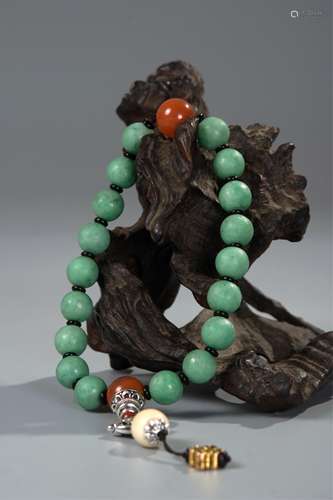 CHINESE JADEITE BEADS BRACELET