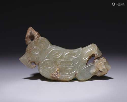 CHINESE ARCHAISTIC JADE PLAQUE