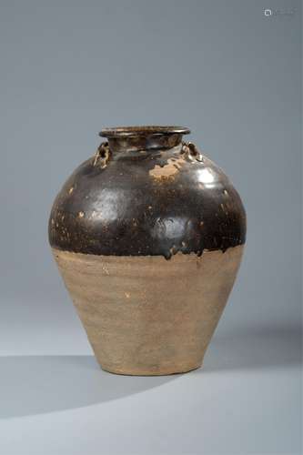 CHINESE POTTERY JAR