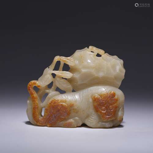 CHINESE LIAO DYNASTY WHITE JADE PENDANT