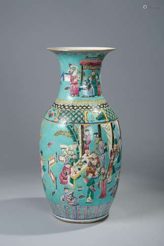 CHINESE TURQUOISE GROUND FAMILLE ROSE VASE