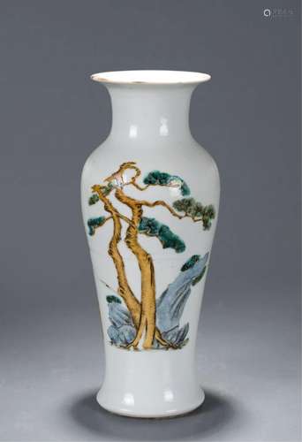 CHINESE FAMILLE ROSE FLOWER VASE