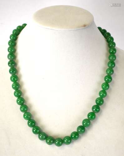 Chinese Natural Green Jadeite Beads Necklace