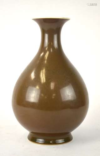 Chinese Brown Glazed Vase