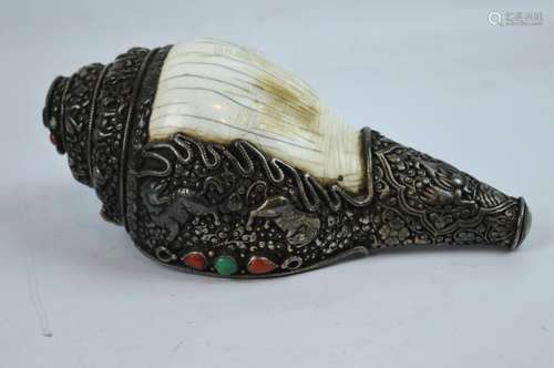 Antique Tibetan Conch Shell Horn with Silver