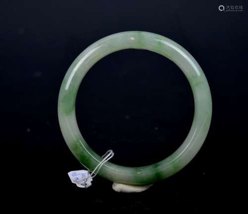 Chinese Natural Green & White Jadeite Bangle