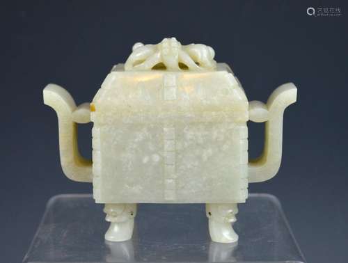 Fine Qing or Ming Chinese Jade Censer & Cover