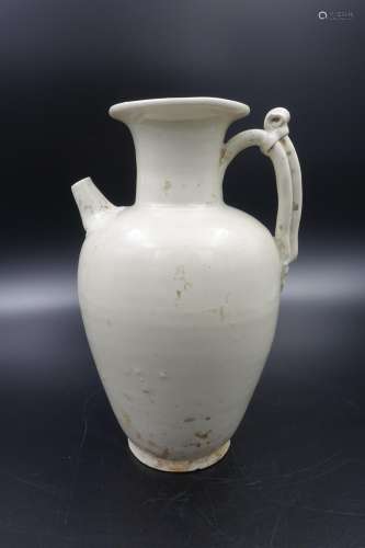 Chinese Tang Dynasty Xing Ware Wine Ewer