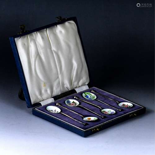 Chinese Silver Enamel Spoon Set