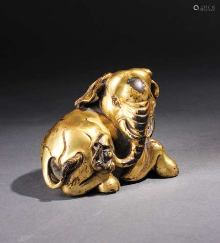 Chinese Qing Gilt Bronze Elephant Paper Weight