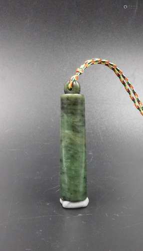 Chinese Qing Dynasty Spinach Jade Feather Holder