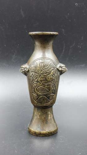 Chinese Qing Dynasty Bronze Vase