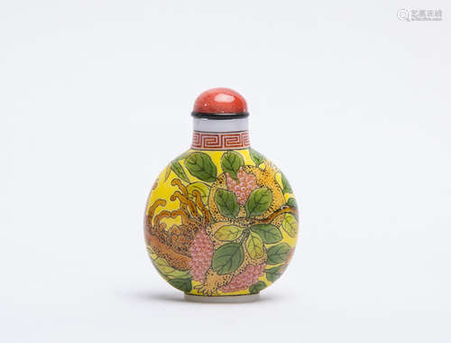 A Chinese Glass Snuff Bottle