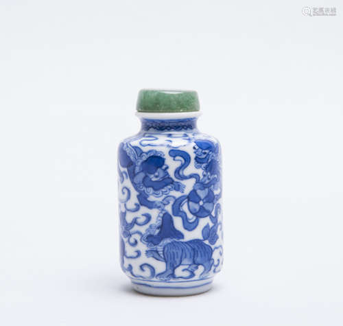 A Chinese Porcelain Snuff Bottle