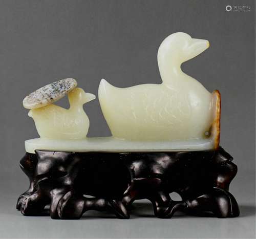 Chinese White Jade Carved Goose Group