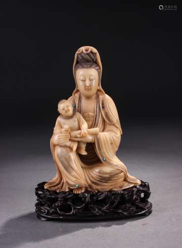 Chinese Qing Dynasty Soapstone Figure Of Guanyin