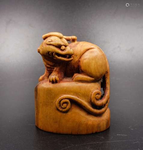 Chinese Huangyang Wood Seal With Beast