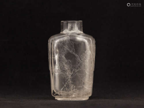 Chinese Antique Clear Crystal Snuff Bottle